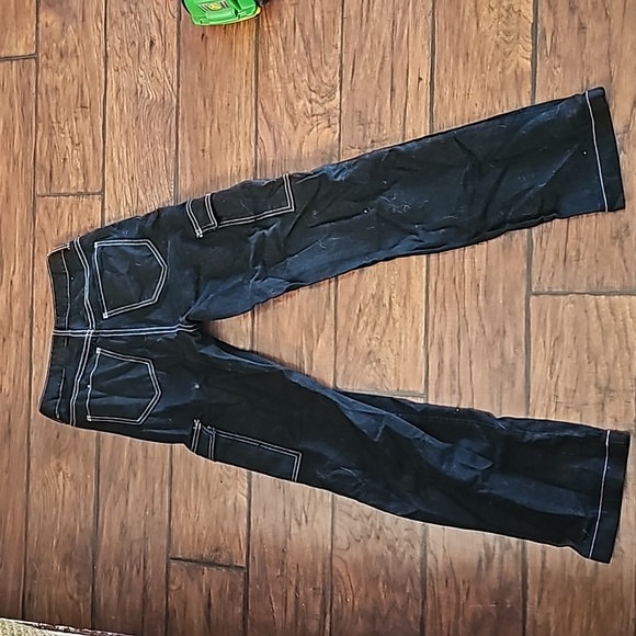 Jeans - Picture 2 of 3